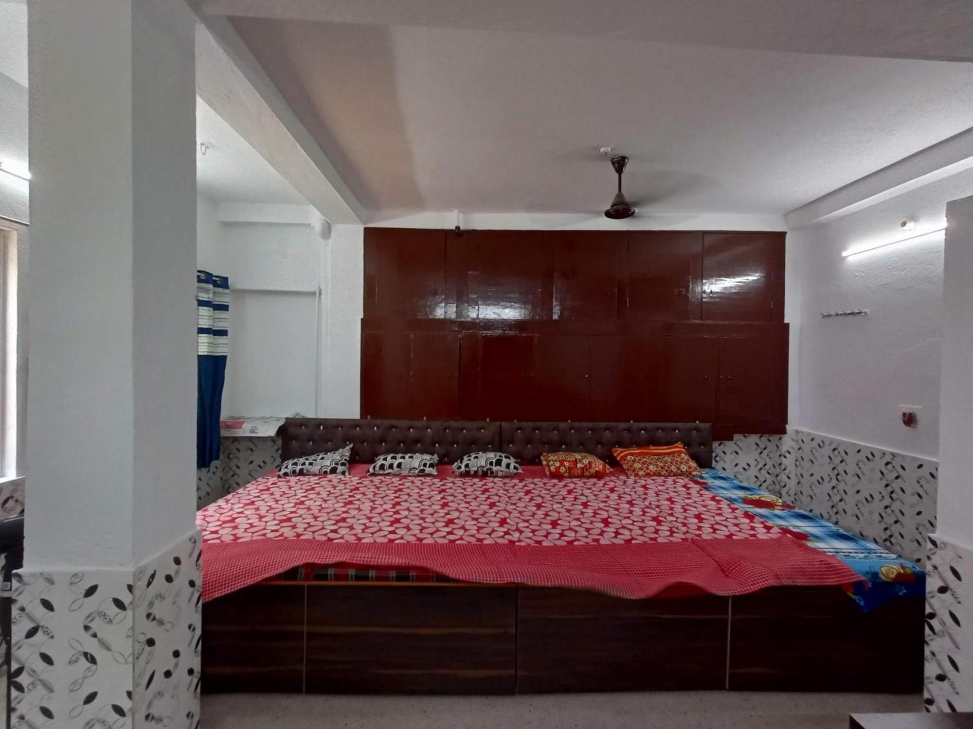 Chinta Haran Rest House Deoghar Habitación foto